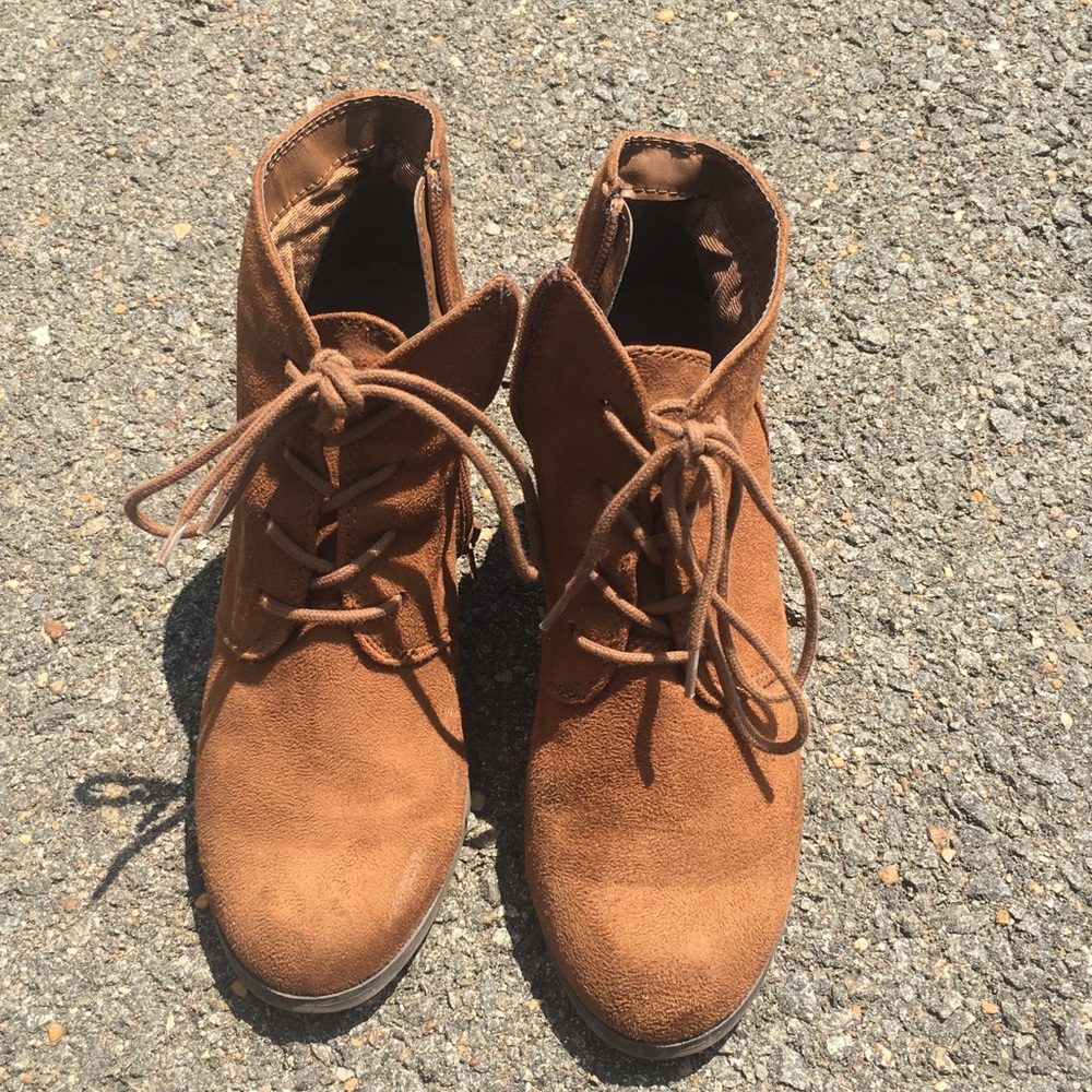 Brown wedged shoes